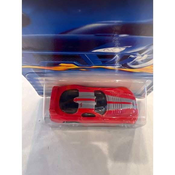 Hot Wheels 2001 First Editions 11 of 36 Collectable Car Dodge Viper GTS-R - Picture 10 of 10
